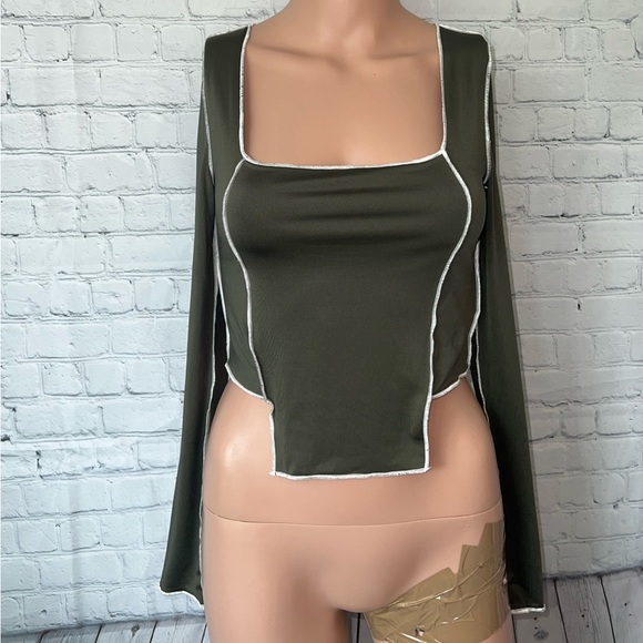SHEIN Tops - shein sxy green crop top size S